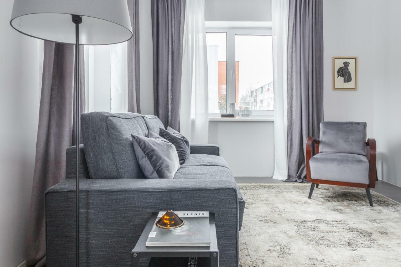 Minimalist. Apartment & Studio Siauliai  Exterior photo